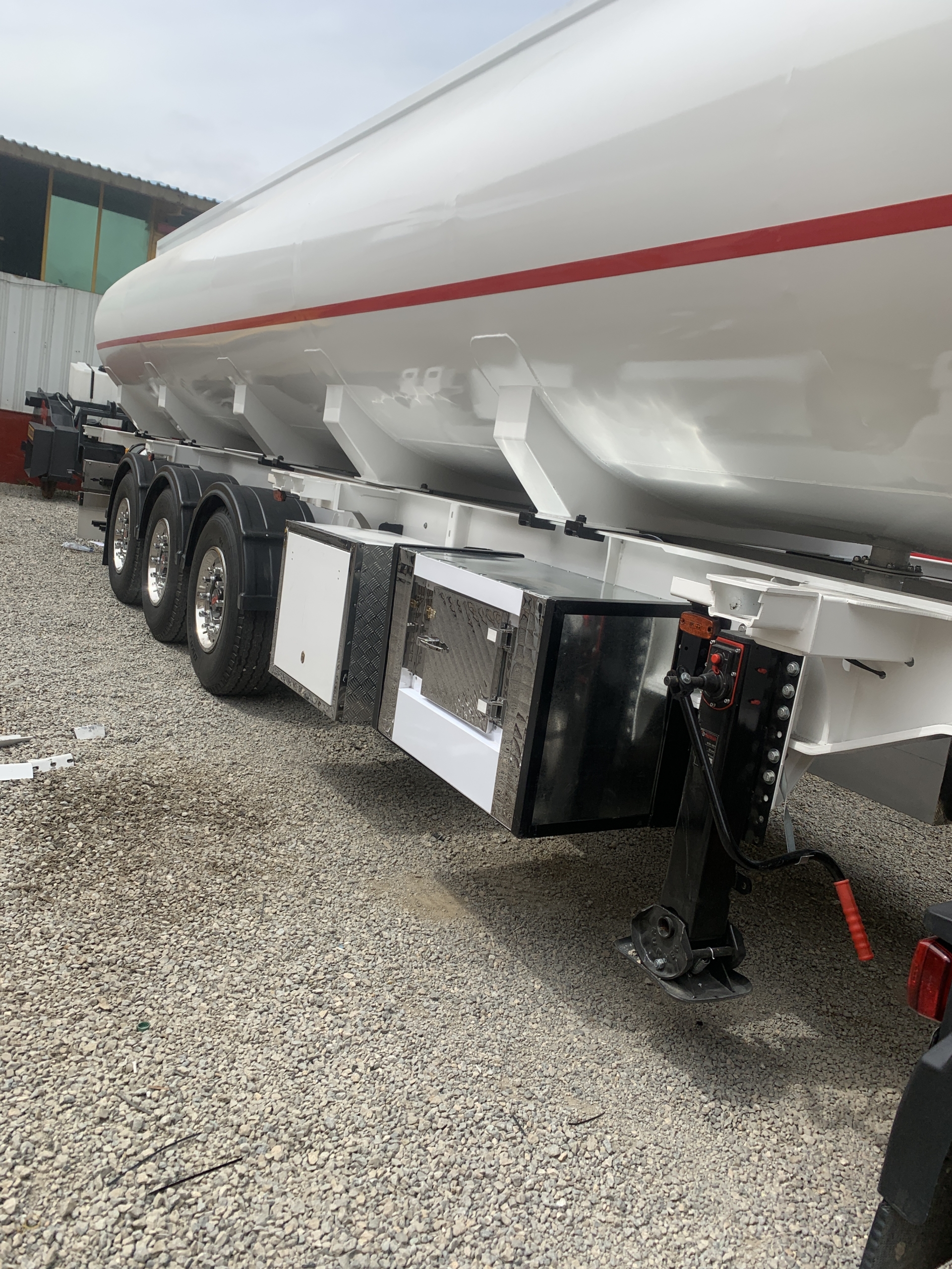 تیغەی کانتین بر